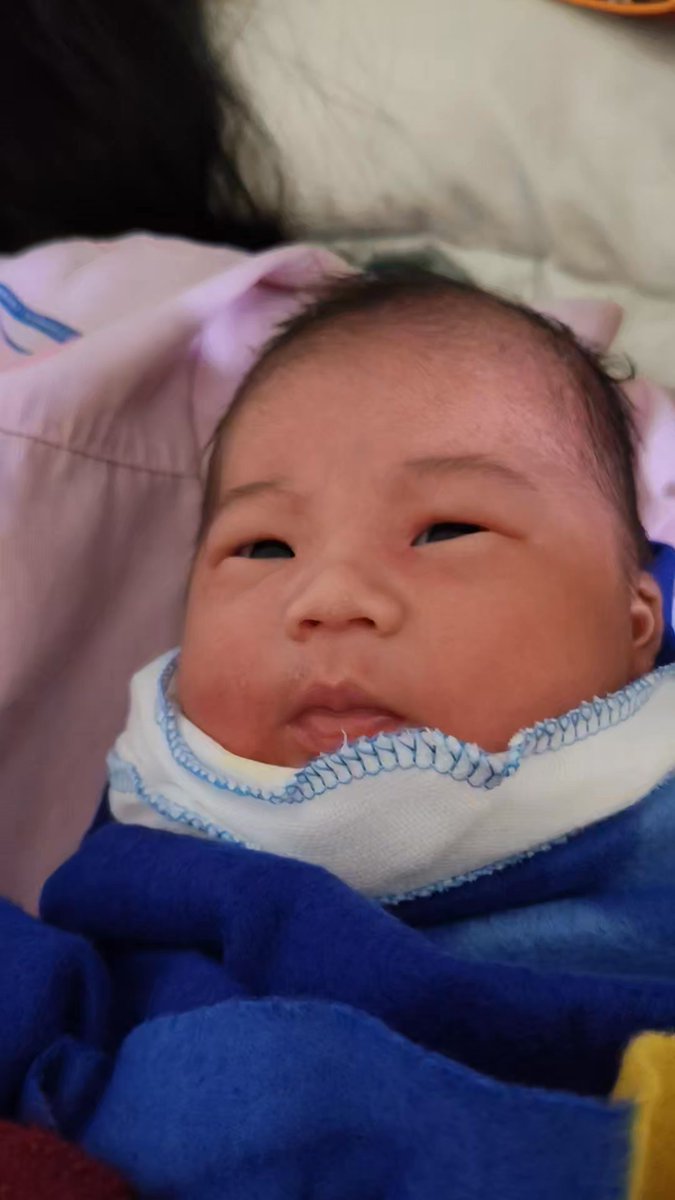 elnene_kenny's tweet photo. Welcome to the world, little one! https://t.co/fpgRxPbke0