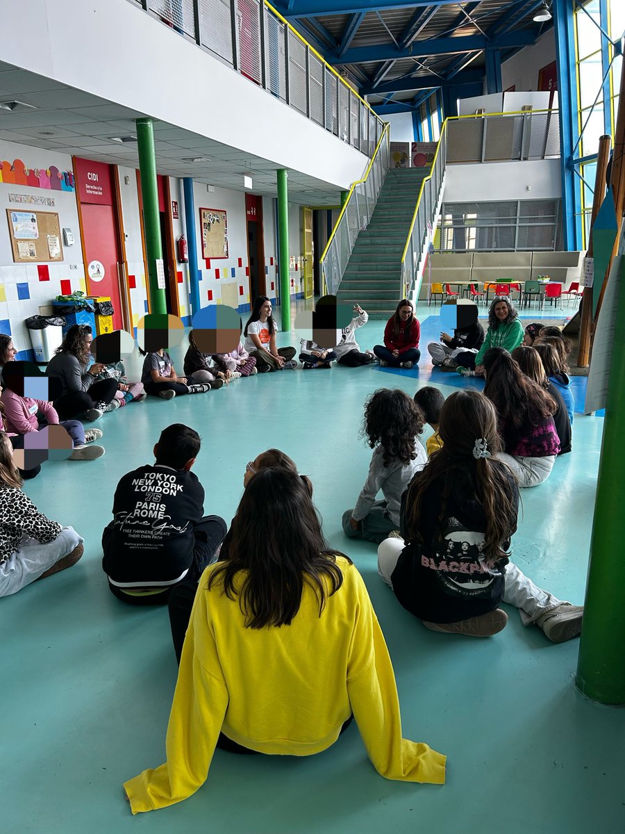 AidaCast's tweet photo. ❤️ La mejor manera de empezar el sábado, arrancando un nuevo curso del Foro Infantil.

Hoy nos reencontramos en el Bhima Sangha con los niños y niñas que forman parte de este espacio tan especial.

En Rivas, la infancia tiene mucho que decir. Gracias por hacer ciudad cada día. https://t.co/3SWFs9wKDZ