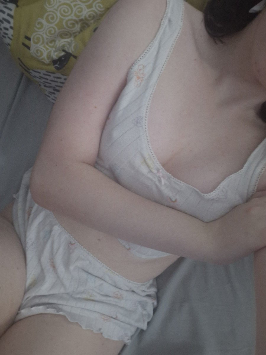ComfyGiahhh's tweet photo. Are you Care Bearing or Bearly Caring? https://t.co/BC00b8CX2j