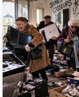 rigolo1505's tweet photo. #24octobre
 Manifestations du 24
 France
Mobilisation du 24

Orléans
pendant que les pilleurs sont à paris , les commercants sont allés chez eux pour piller leurs appart !!lol
🤣🤣🤣🤣🤣🤣🤣
#pillages 
#BalanceTonPilleur 
Anyme https://t.co/6HWHbvszKi