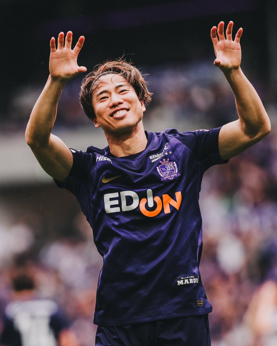 sanfrecce_SFC's tweet photo. 帰ってきたジャガー🐆💜
浅野拓磨が待望の復帰後初ゴール🏹💜

#浅野拓磨
#sanfrecce #ONEVIOLET #Jリーグ https://t.co/BP1hvofMZA