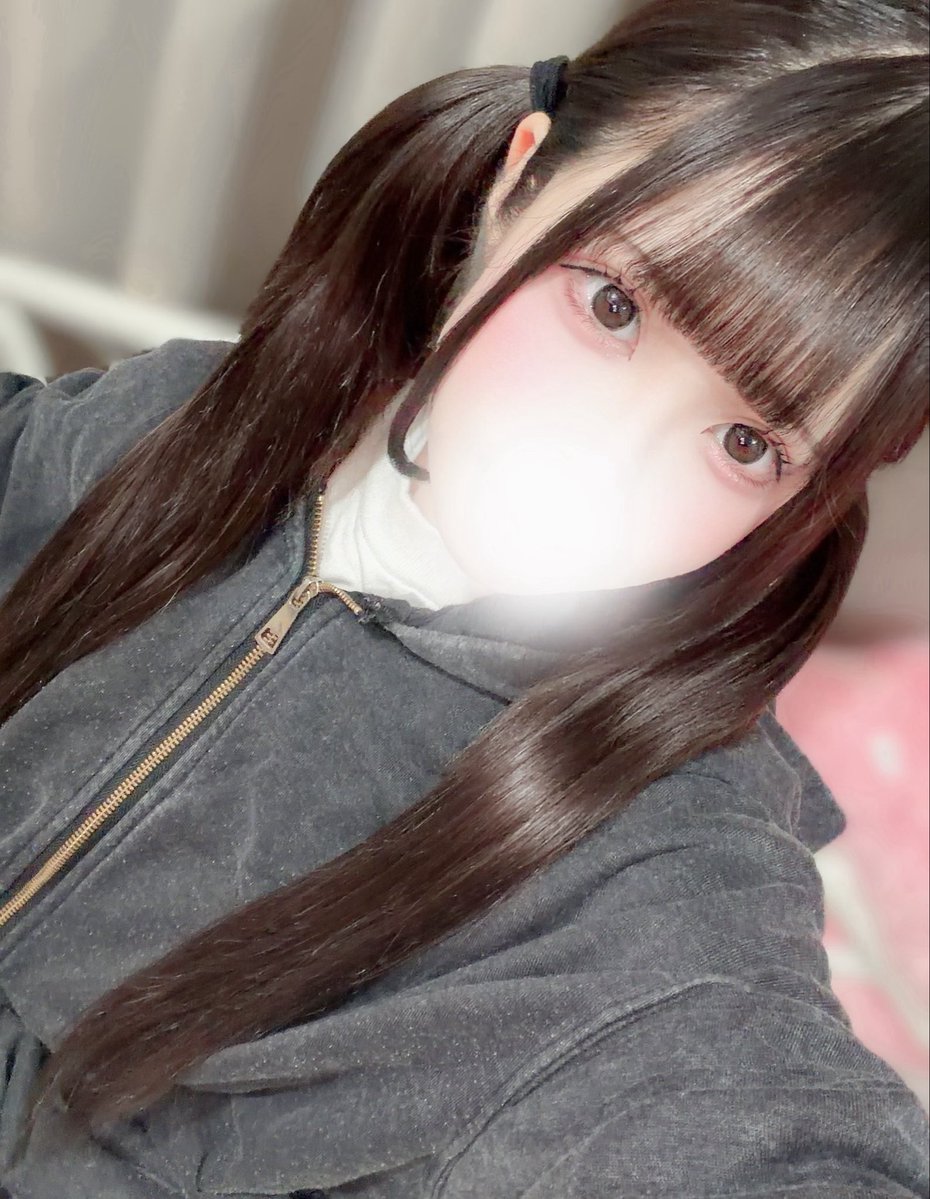 uta2yanko's tweet photo. きょうさむい:( ˙꒳​˙ ):
明日中野おひるからいます🌱✨️
ひさびさな気がする…！たくさん会えたらうれしいです🥹♡おまちしてます！ https://t.co/2bvBRXDvFx