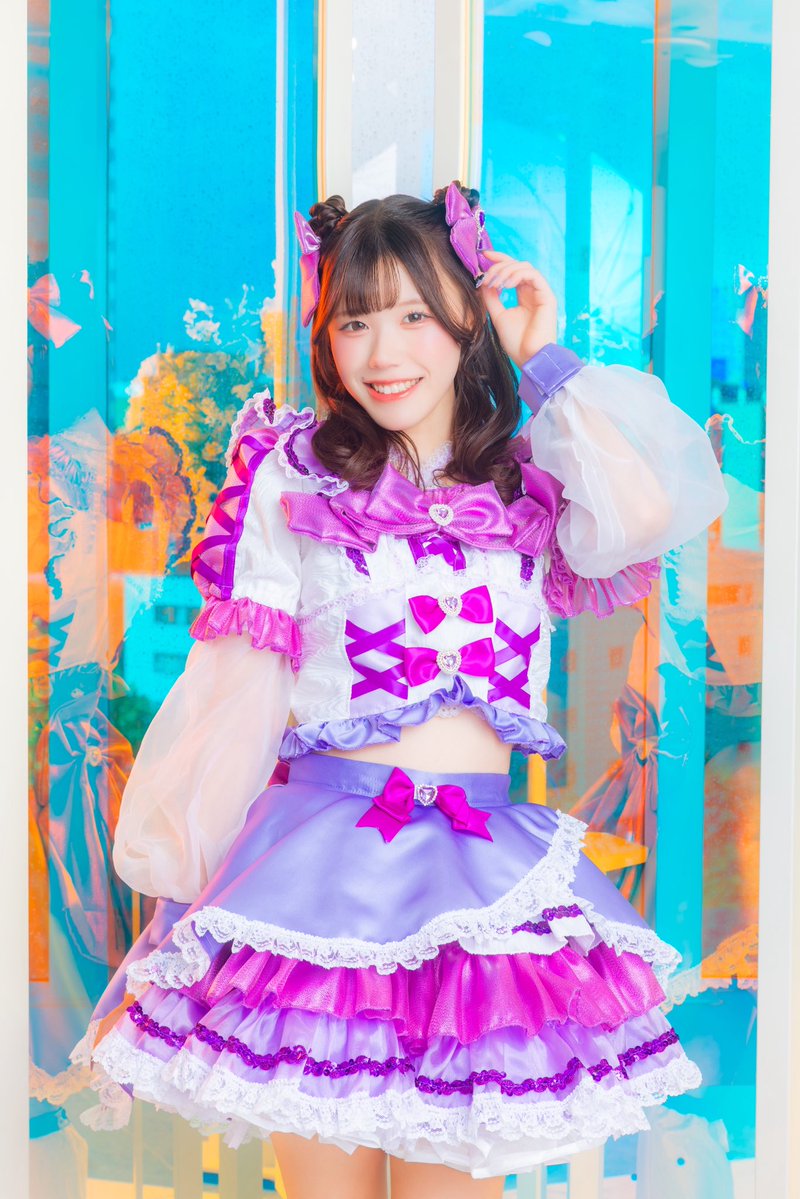 BYBBiT_STAFF's tweet photo. 💜 個人アー写公開 💜

✦︎ 朝比奈ろこ( @roko_bybbit )
︎✦︎ パープル担当
✦︎ 好きな食べもの：肉、牡蠣、シャインマスカット
✦︎ これからも目標高く成長し続け、貴方の日々を鮮やかに。幸せにしてみせます！🌟

#ビビッと https://t.co/UCxRhQ4Fsk