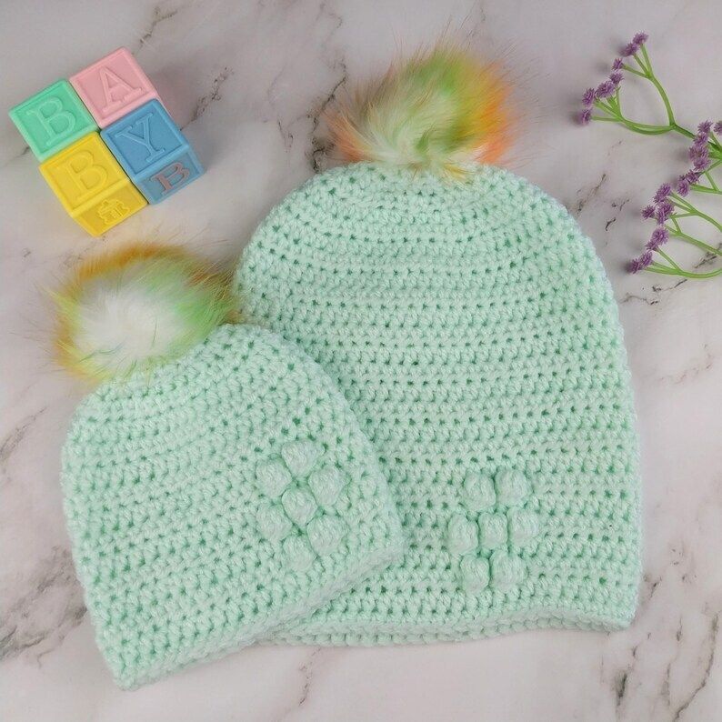 knittingtopia's tweet photo. Minty green mum-and-baby twinning ๐ I crocheted this matching hat set with puff flowers and colourful removable faux fur pom poms โ one for mum and one for baby.
https://t.co/sjKg8zOvVW
#craftbizparty #MHHSBD #Etsy #HandmadeBabyGift #MadeInUK https://t.co/32EZJldzfM