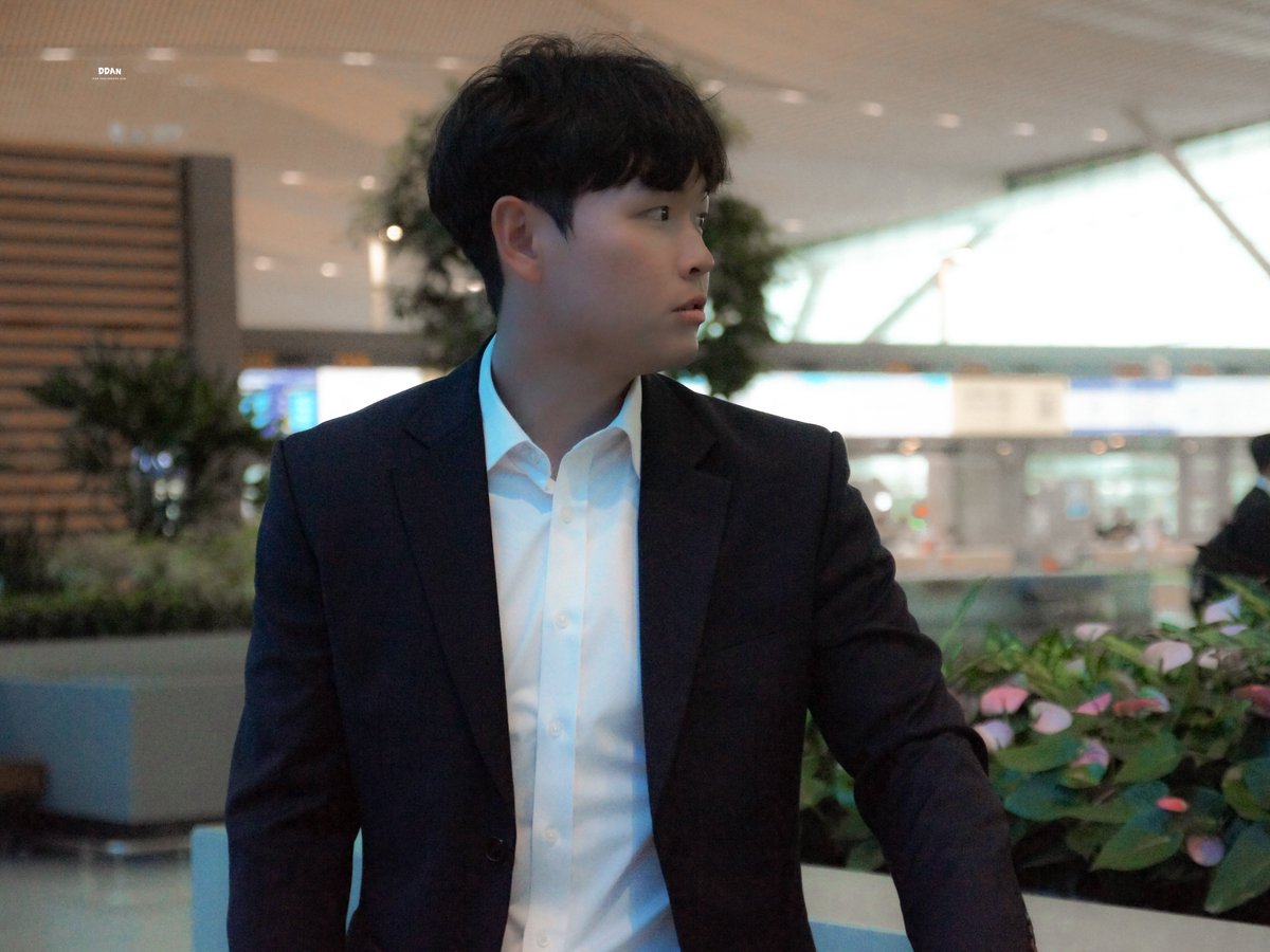 outoffield_'s tweet photo. 김정민 파이팅이라고 외쳐주실분 #ssg랜더스 #김정민 https://t.co/aAOEEzZpmx