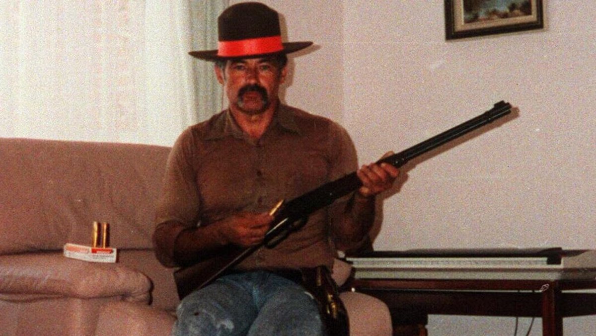 smithkstead's tweet photo. BACK TO THE WALL - some incredible research, interviews, and connecting dots to lay out ivan milat as less "serial killer" and more organised crime enforcer and pimp/procurer working for well-connected pedo rings whose record goes far further back than he was convicted for https://t.co/HT7WChW0Uu