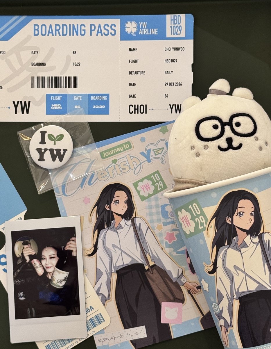 divetomuu's tweet photo. 여누여신님 생일 미리미리 축하드려용🥰
생카가 너무너무 이뻐요🫰🏻🩵✈️🧳

#Journey_to_Cherishyou https://t.co/Wmn1TCyTYH