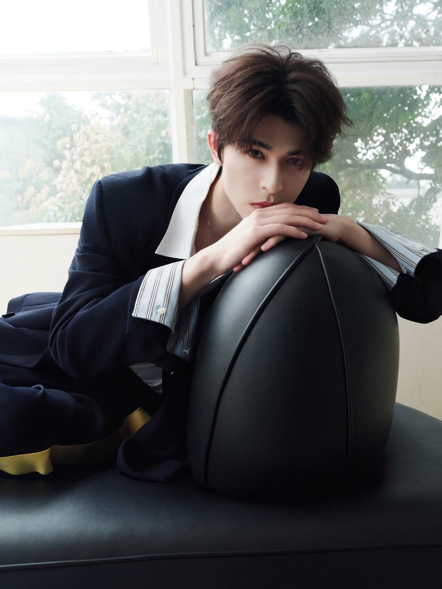 Thairath_Ent's tweet photo. บ้าจริง!! นี่อุนแม่หยุดยิ้มไม่ได้เลย รอๆ นะคับสุดหล่อ 

Yinhaoyu Wenrong Awards🥳 #PatrickxHengdianFTVFest 

#แพทริค #PatrickFinkler 
#尹浩宇 #YinHaoyu 
#แพทริคณัฐวรรธ์ 
#Patrick尹浩宇 
#ไทยรัฐบันเทิง 
#Thairath_Ent https://t.co/JRs6AvykVe