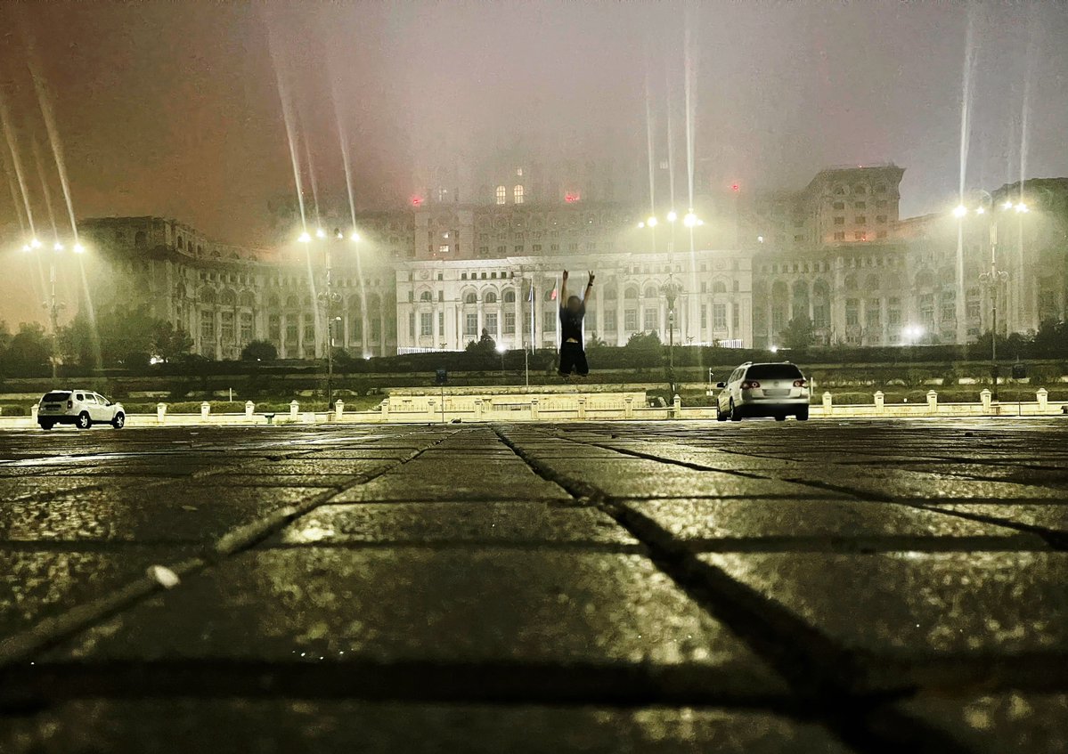 blz_hotaruchan's tweet photo. ブカレスト観光ランニング。
壮麗な建物が多く、心が洗われました。

Alergare turistică prin București.
Am văzut multe clădiri impunătoare, iar sufletul mi s-a purificat. https://t.co/iQDg9zzQCO