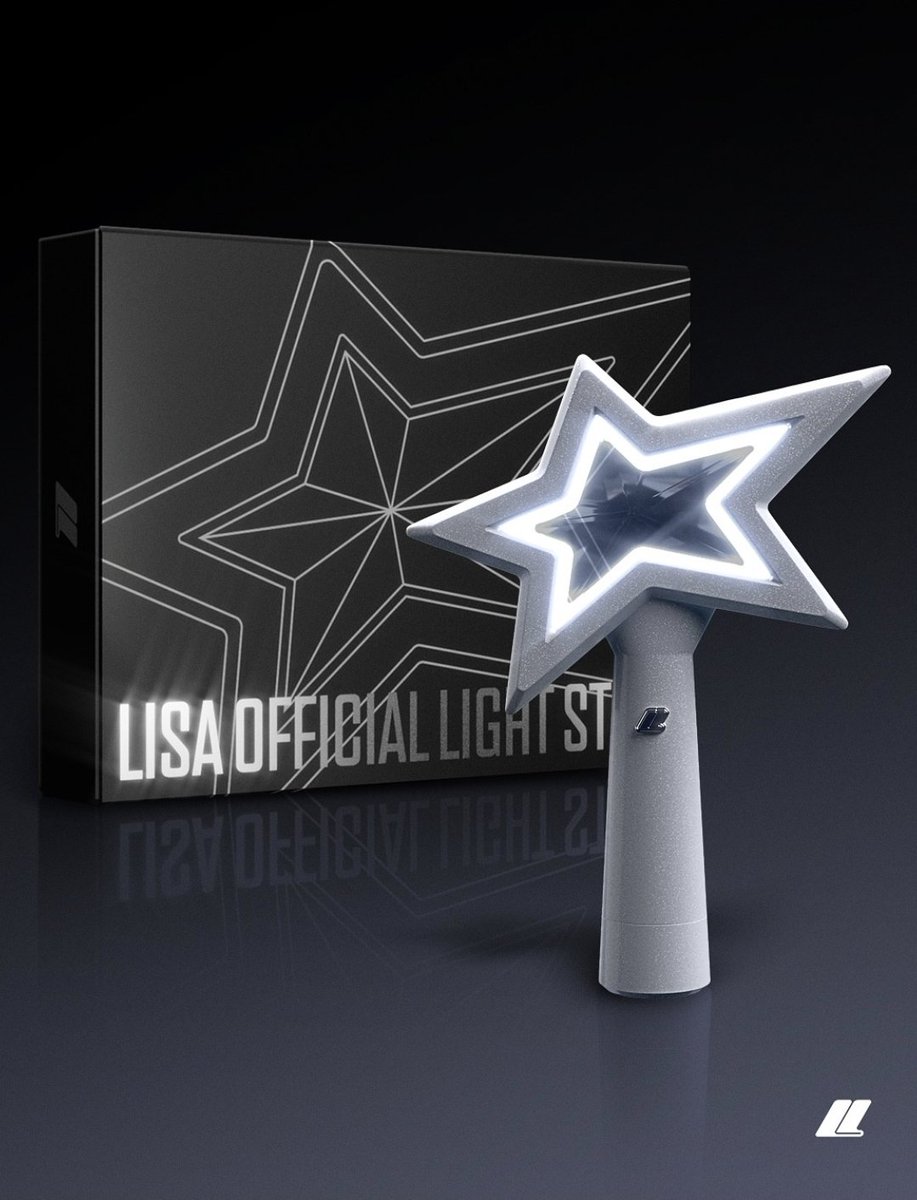 24_365alley's tweet photo. 2/4 light sticks 🤍 we need jennie &amp; rosie light stick please 🥲 https://t.co/7MVXbrjWfR