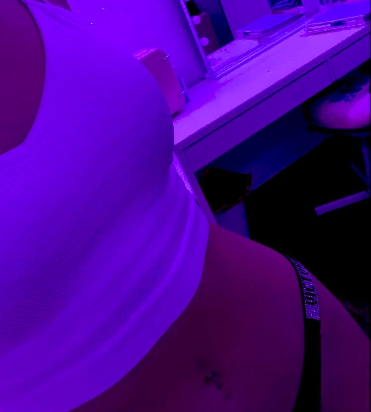 AL13NG1RLZ's tweet photo. especially with all the porn I’ve been posting online since I literally got my hands on a phone. at least im pretty https://t.co/vBqSfawj7Z
