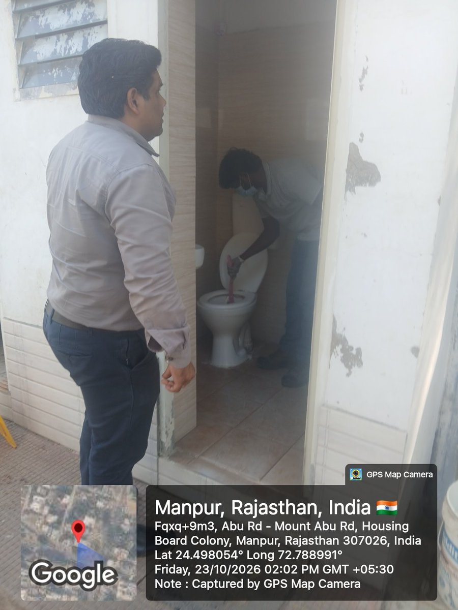 BPCL_Udaipur's tweet photo. Field Visit Focus at Sirohi !

Every pit stop matters! During our outlet visits in Udaipur Territory, we focused on washroom standards under our DriveFresh programme. Scan the DARPAN QR code &amp; share your feedback to help us serve you better. #DriveFresh #DARPAN  @BPCLimited https://t.co/eJVgLau26S