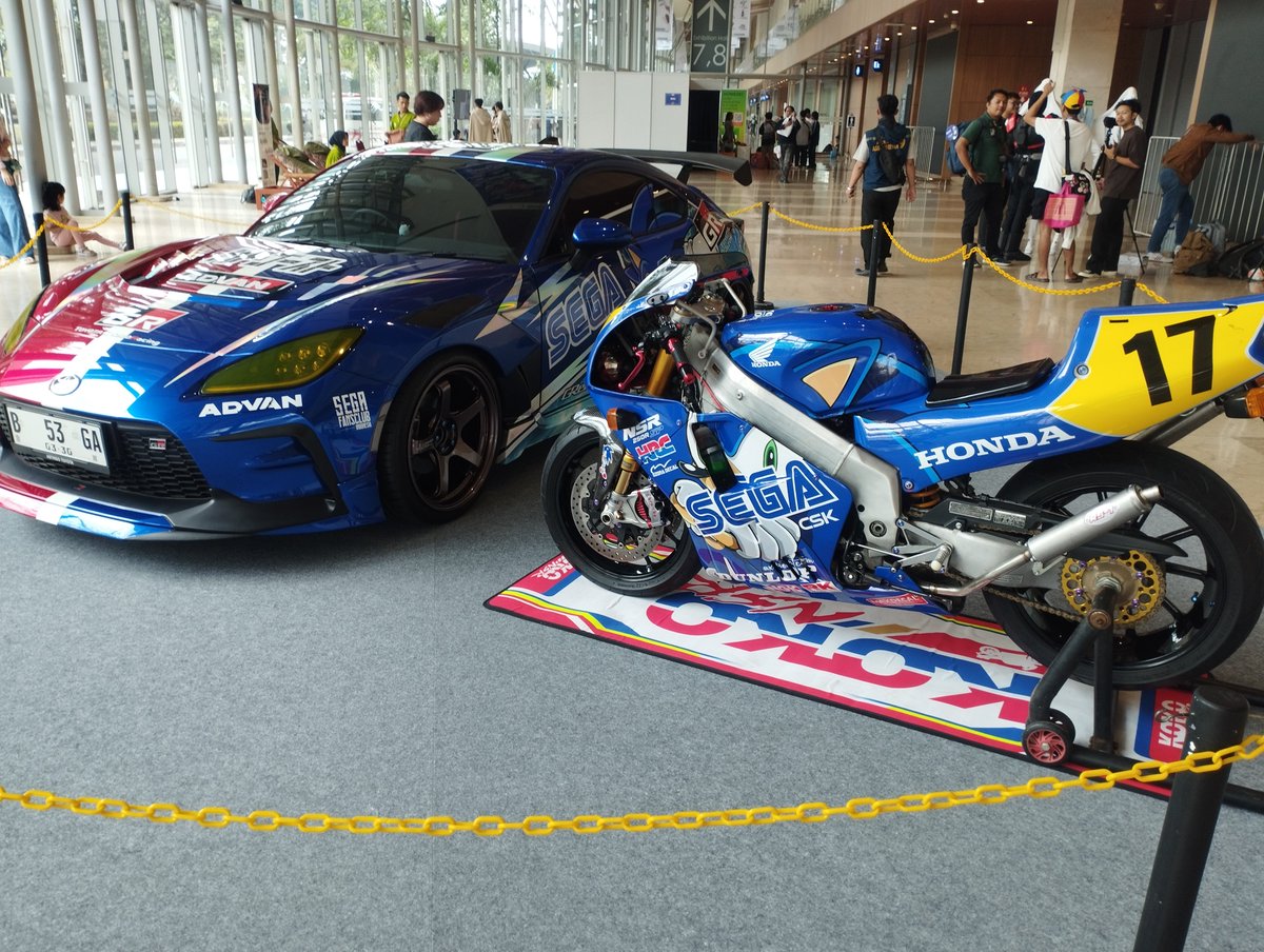 Windermyre's tweet photo. Sonic x Shadow car &amp; bike!! 🤩🤭

#IGX #igx2026 #sega #SonicTheHedgehog #ShadowTheHedgehog https://t.co/cXheJ1i5XG