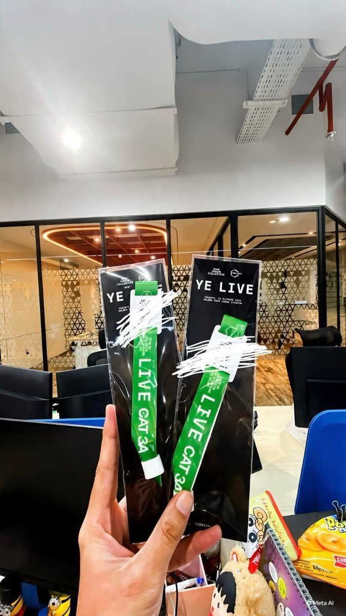 floweronetrue11's tweet photo. Turun hargaTicket Concert YE Kanye West in Jakarta
[CAT 1B
Rp. 1,3 (NETT) udh murah
CAT 3A 800
Ready 2 Tix
JUAL SANGAT BU
COD VENUE SKRG JIKA BLM DI VENUE WAJIB DP FULLPAY
wts. wtb. #zonauang #WTSYe #YeJakarta
#KanyeJakarta #WTSKanye
#WTSJakarta #kanyewest #zonauang #zonajajan https://t.co/n4H0wVBvIe