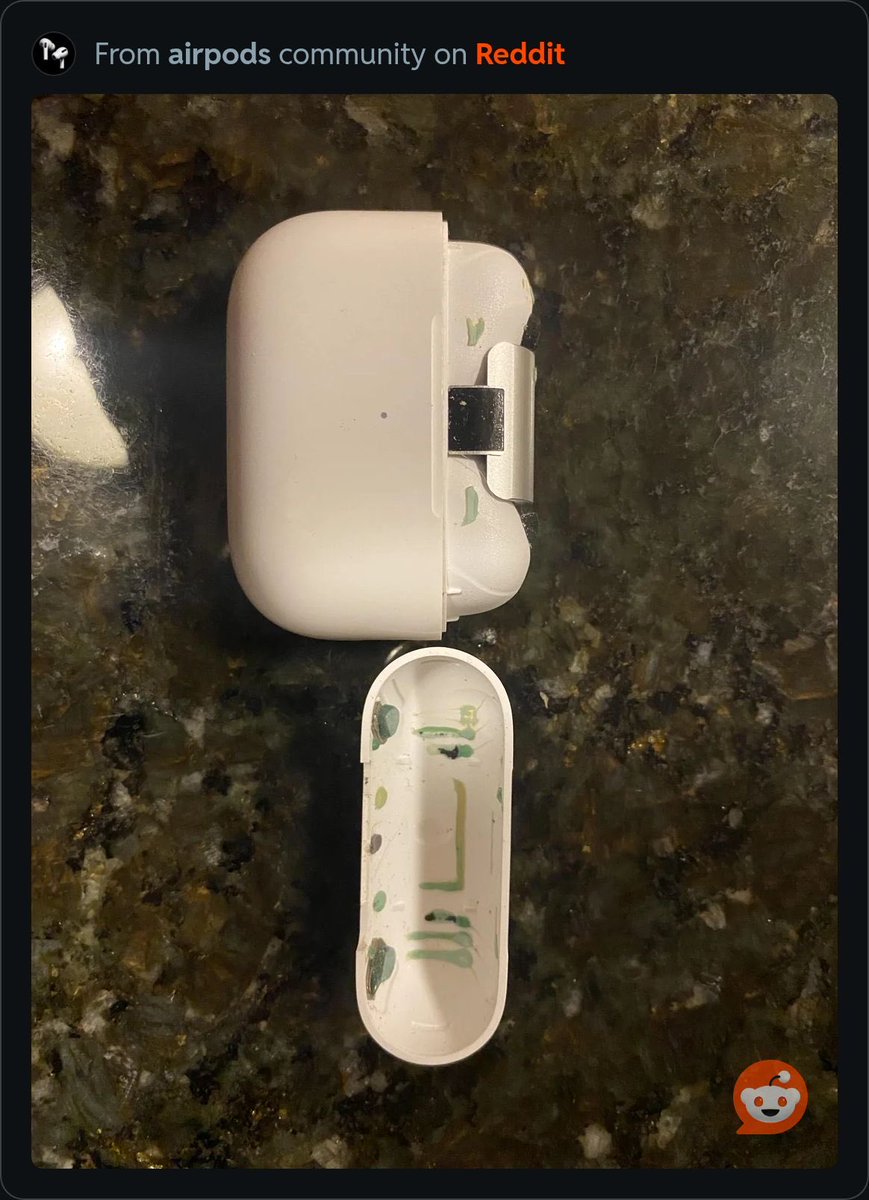 YourCamTech's tweet photo. How concerned should I be? https://t.co/nZ9e8t84Qx