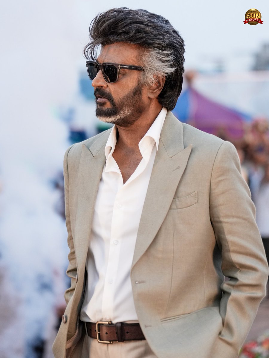 sunpictures's tweet photo. Can’t take our eyes off MVP! 🔥❤️
#Jailer2 Industry Mega Blockbuster

#Jailer2 Rampage in theatres worldwide 

@rajinikanth @Nelsondilpkumar @anirudhofficial @vidya_balan @iam_SJSuryah #MithunChakraborty #SurajVenjaramoodu @meramyakrishnan @iYogiBabu @mirnaaofficial @vijaykartikdop @Nirmalcuts @ChethanDsouza @AlwaysJani @KiranDrk @sunilreddy22 #PallaviSingh @valentino_suren @Alagiakoothan #SantoshRaju @kabilanchelliah @kuchirayar73 @RIAZtheboss