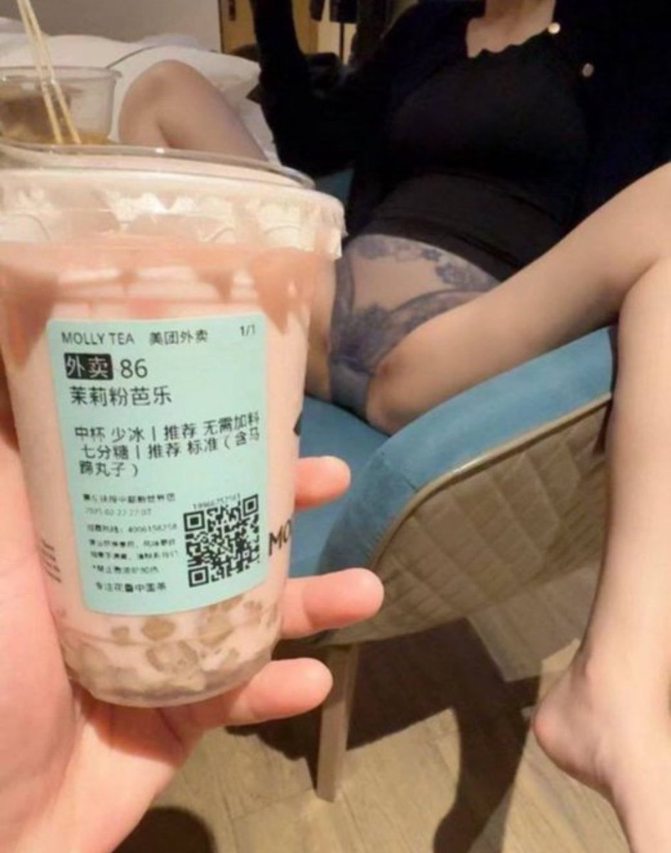 ann11vh9's tweet photo. 有人看喷泉吗？

好无聊 来X发泄了

流言22 我秒发 🦀 https://t.co/R0kE5jwIid