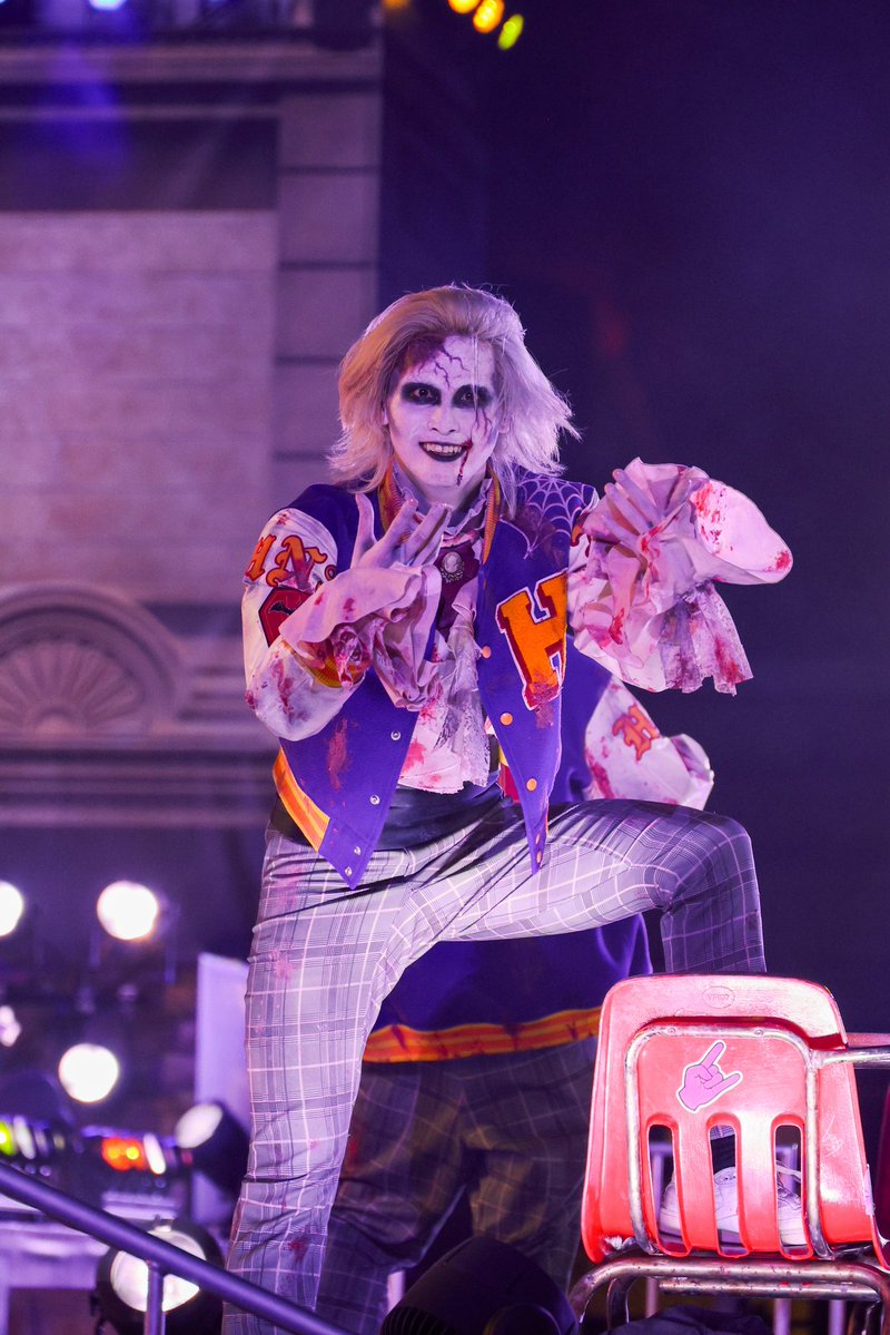 mino1230_usj's tweet photo. 10/16 ハロウィーンホラーナイトアカデミー
レタッチと言う程の技術も無いんやけど写真触ってたらめっちゃ目合ってなんだか気まずい(?)
#USJファン #HHN2026 https://t.co/BCNiGmzFYc