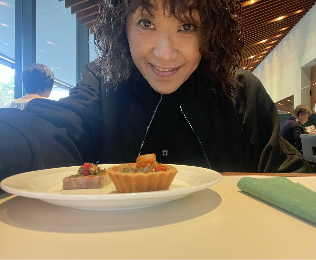 ELCAYOkayo's tweet photo. ランチTime
#箱根ラリック美術館 https://t.co/XCzutY3A48