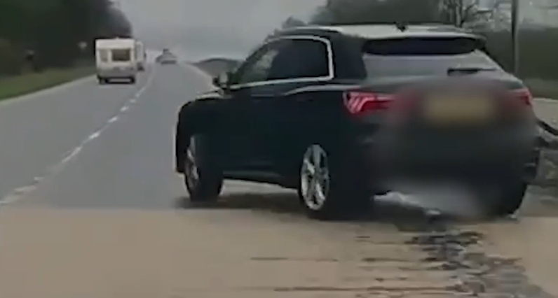 ChronicleLive's tweet photo. Terrifying dashcam footage shows shocking near misses on A1 in Northumberland
https://t.co/wvF2zsAIBd https://t.co/1Lg3Nogljp
