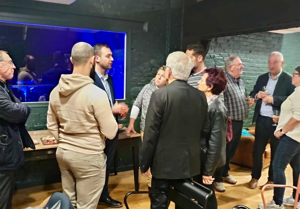 AlexandreNeigel's tweet photo. Plus de 50 personnes réunies hier soir à Charleville-Mézières ! 🇫🇷

L’occasion d’annoncer le cap des 80 000 adhérents franchi !

Avec @davidlisnard, faisons gagner la liberté et la France ! 
On continue @Nouv_Energie &amp; @JeunesEnergies ! 🚀
Merci aux équipes NE08 pour l’accueil ! https://t.co/lshx4RZcip