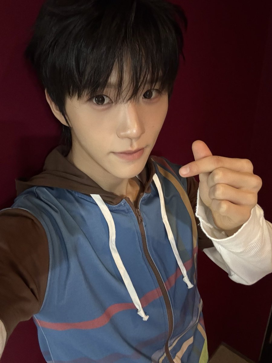 wichumedia's tweet photo. [261024] 🌳📸 17:29 KST https://t.co/zL7xaqwSE2