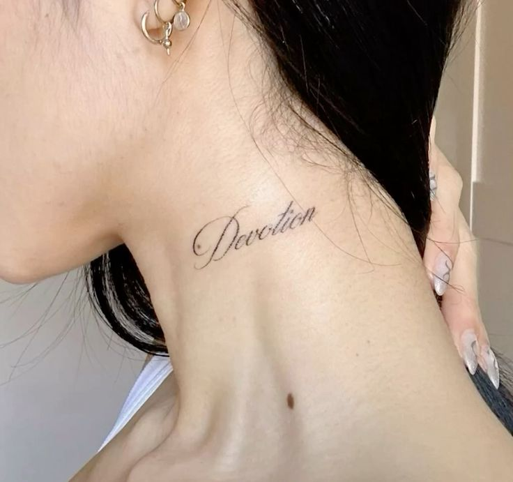 g1rlb1og's tweet photo. craving a new tattoooo but i have more important things to save for rn </3 https://t.co/9N9JHDwebG