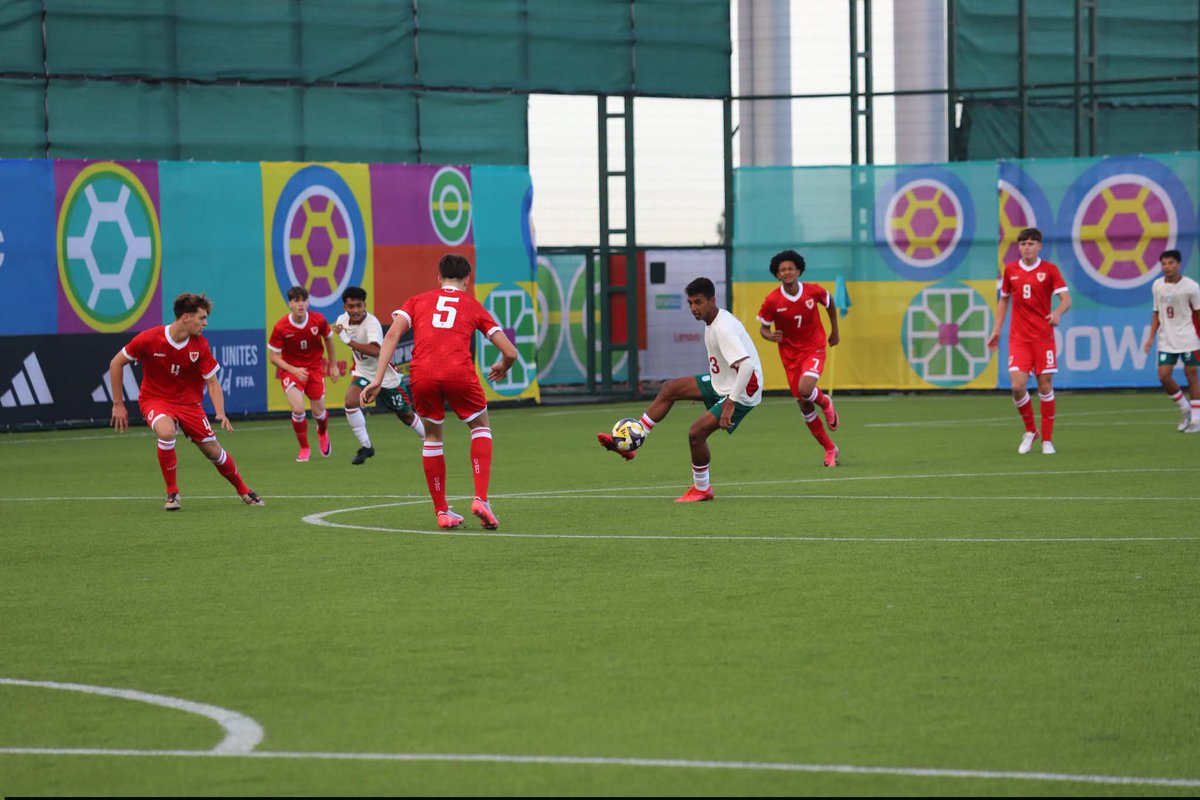 thebafufe's tweet photo. FIFA U-15 World Cup & Festival 2026
Match Photo
Bangladesh vs Wales
#BFF #BangladeshFootball #FIFAU15WorldCup https://t.co/w333KMh28U