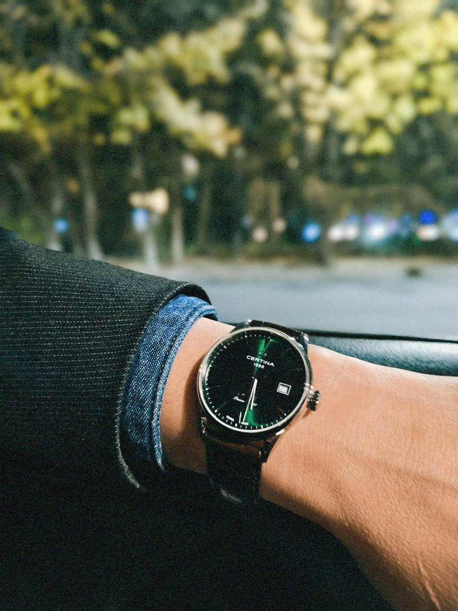 landashing's tweet photo. 夜が訪れ、ラジオはオフ
38mmの時計を、この位置にキュッと締めて着けるのがしっくりくる⌚
そうすれば、そうすれば……
Come on, Barbie, let's go party
Ah, ah, ah, yeah
Come on, Barbie, let's go party
Ooh woah, ooh woah https://t.co/LSM0icIQYq