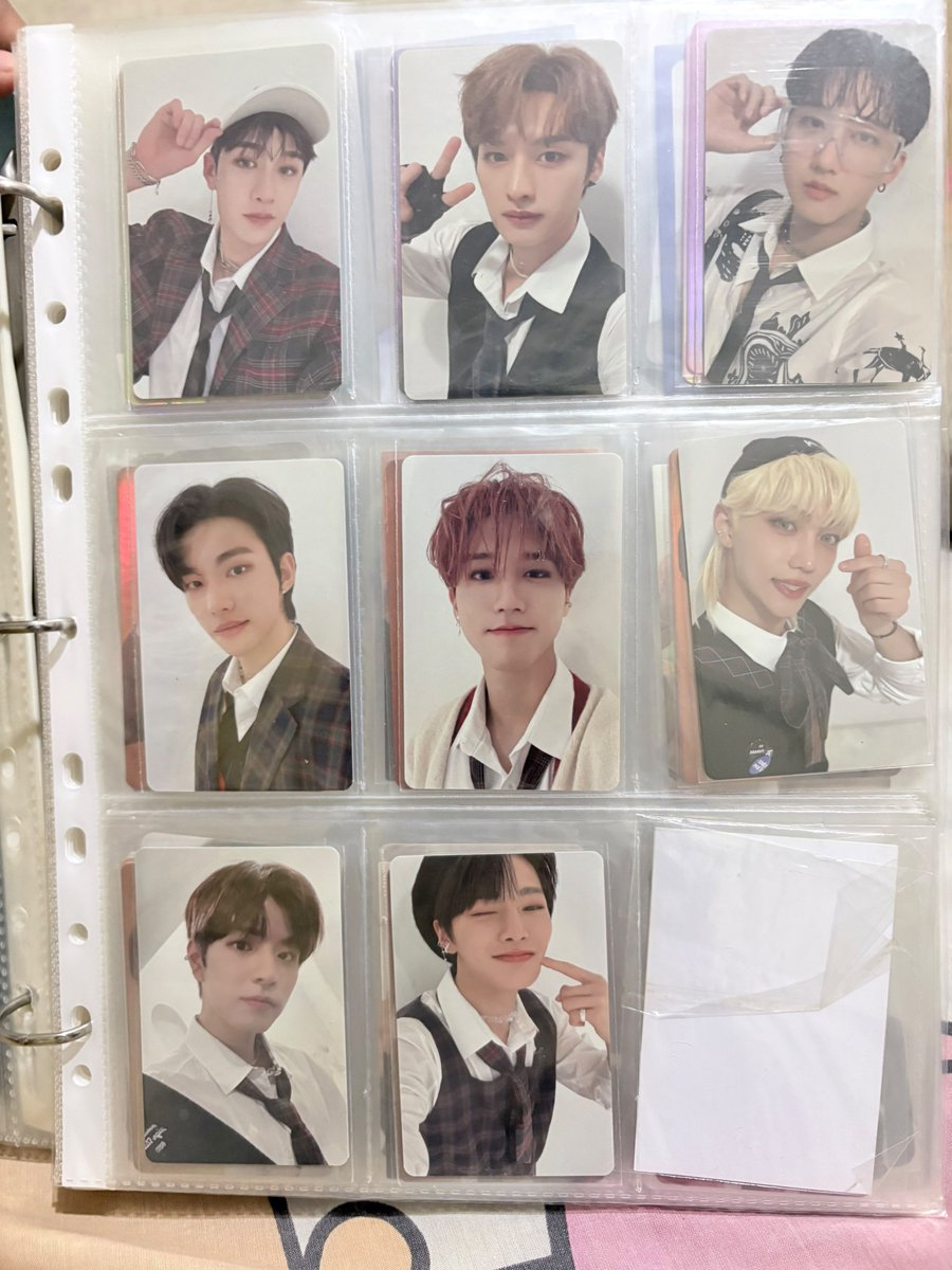Anniii17_'s tweet photo. WTS IN RUSH ❗️❗️
DOM DEPOK

UPDATE ❗️
 
Hii guys aku lagi mau clearance sale PC PC SKZ, mostly Changbin!!
Untuk harga boleh offer ke dm aku ya. Dan untuk minimal take 3pcs.
Harga exl admin dan ongkir ya😊🙏. https://t.co/0sNs3nWwhj