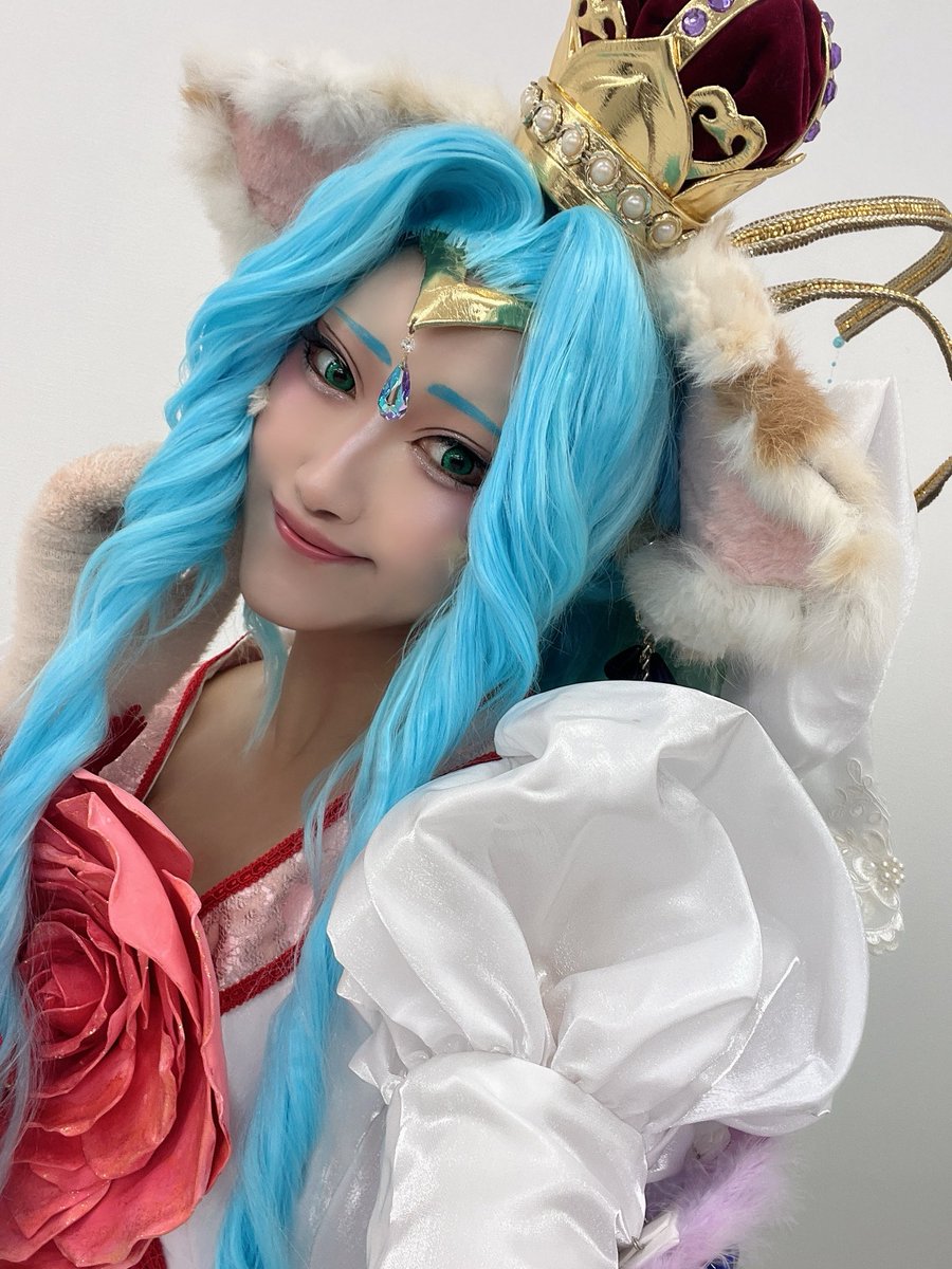 gojadaisakusen's tweet photo. ⚠️コスプレ/cos/cosplay

とっっても久しぶりにアガーテ様の撮影してきました🌕🌹✨✨✨✨
確実に前よりメイクは上手くなってる😌🩵 https://t.co/bWhTkYNTiX