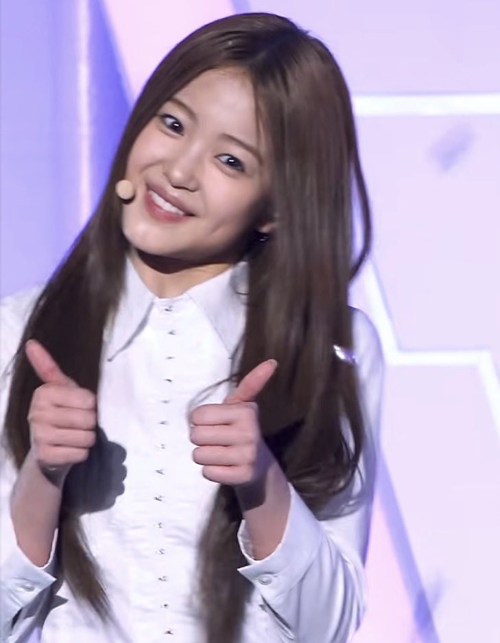 AIJING_CUTE's tweet photo. 졸귀햄스터
#아이찡 #AIJING https://t.co/VcllZurBiY