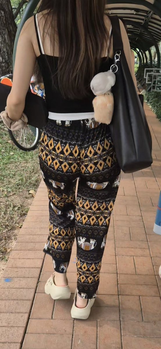 sggoonies's tweet photo. cheeky sg sn*pe #candid creepshot
pm for more

like fllw reblog for maybe some free sg leeks

pm for sg SINGAPORE LEAKED leeks
have all brand new 2026 sets/folders, 2025 folders, pa*d tele grp, personal vyeurs upskrt sn*pes

most trusted in whole of singapore island!! https://t.co/6YVRLGlxEX