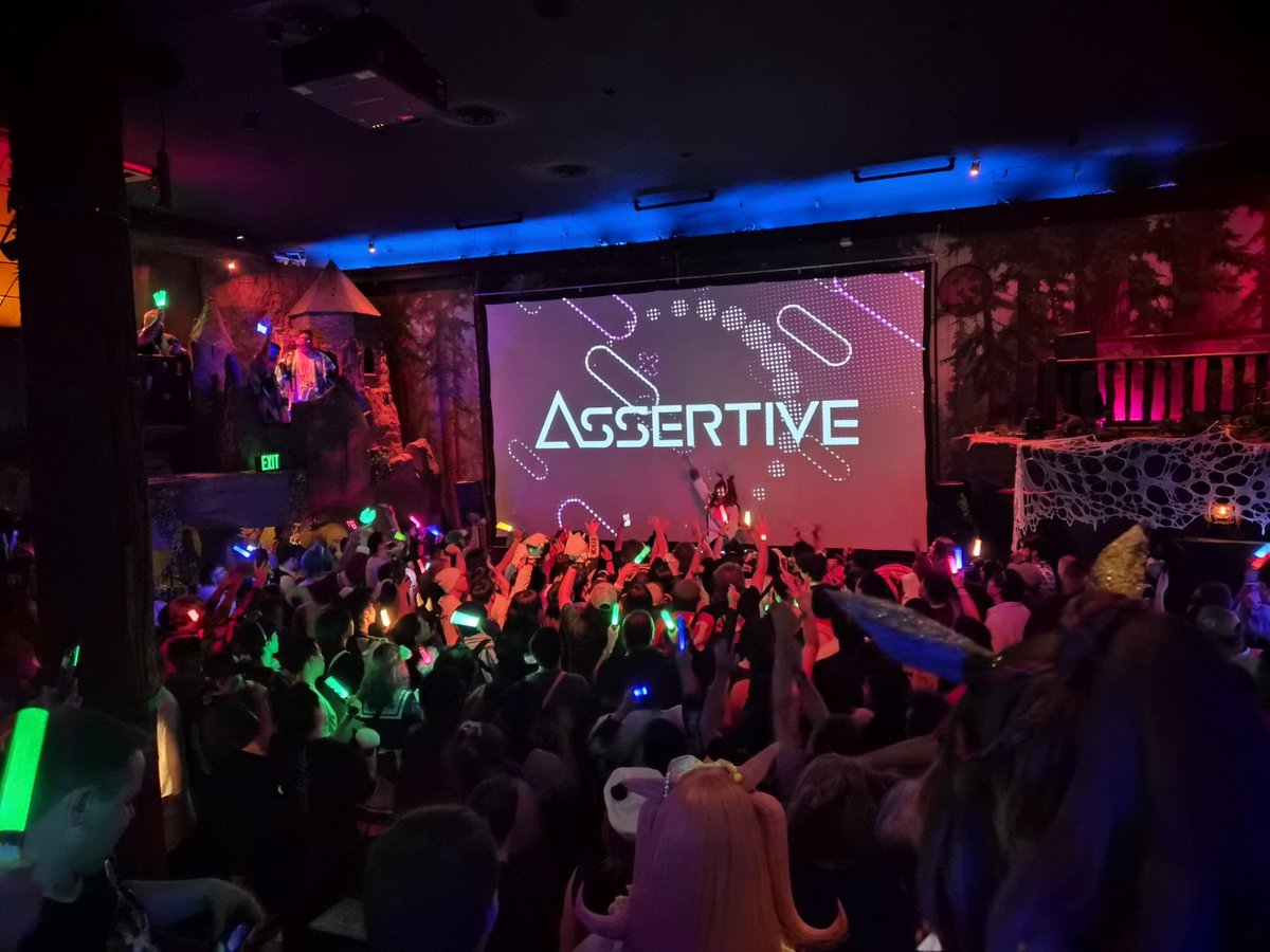 AssertiveF's tweet photo. THANK YOU EVERYONE FOR COMING OUT TO NIGHT TRACKS! I HOPE YOU ENJOYED MY SET!

I genuinely think the was the funnest event I've ever played at and it's all due to the amazing community who showed up bigtime!!!

I LOVE UMAMUSUME!!!!!!! https://t.co/Oq45o6WUN8