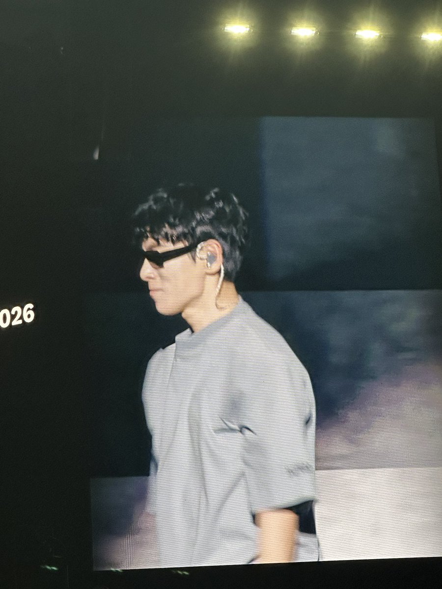 Annfiwii's tweet photo. รักเเรกอ่า ❣️

BANGKOK SHOWS LOVE TO T.O.P
#TOP_PRESTUDIO_IN_BKK https://t.co/2fayEPd1Vh