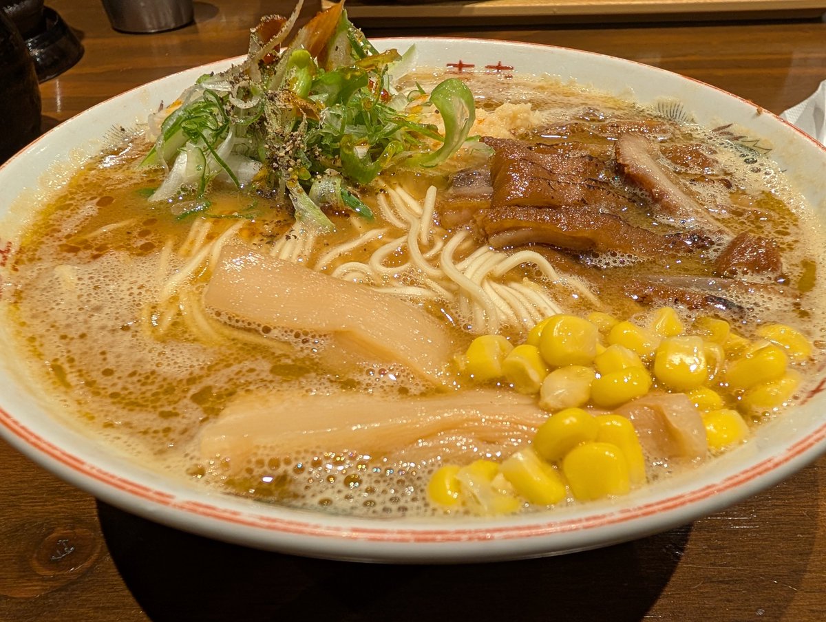 y_korechika's tweet photo. ハレトカシワ(旧一照庵)
笠岡味噌仕立て大盛り https://t.co/HCCiIgTBnc