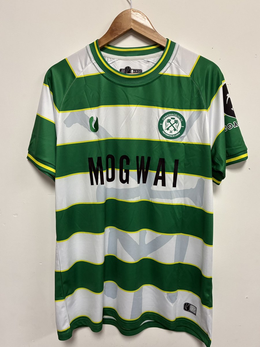 avalanche_edin's tweet photo. We’ve just received plentiful stock in all sizes of the Mogwai sponsored Cwmbran Celtic football shirts. As seen on Grian when @fontainesdublin headlined Reading Festival. Now available to buy in the shop and on our website https://t.co/uw7hNZ3PNT @CwmbranCeltic @mogwaiband https://t.co/79UIAcjEg4