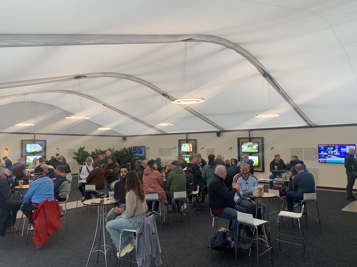 Primetimeperry's tweet photo. Trying the new temporary fan zone. If you’ve not ventured in yet definitely worth a pre match drink. 👌🏻

#AVFC 🟣🔵 https://t.co/g3MymqsUXT