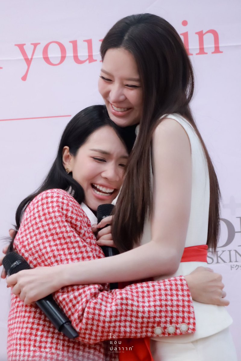 iampla_p's tweet photo. อืมมมมมมมมมมมมม

GLOW SKIN WT PUINOONBINT
#PuinoonBintxDrSkinne https://t.co/NpwrqaNDEQ