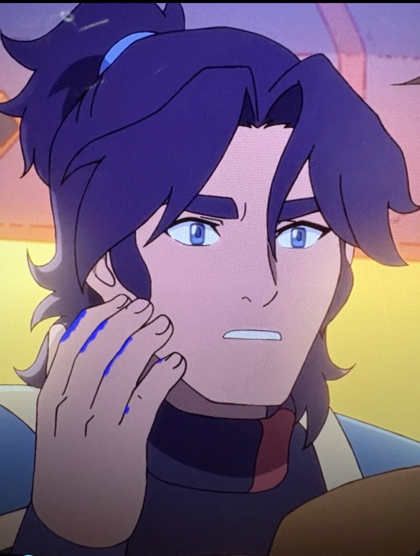 time0169_'s tweet photo. THE ANIMATION WAS SO LAZY IN SEVEN HAVENS THEY FORGOT TO FINISH DRAWING HIS HAND 😭💀 https://t.co/RwqrTOPs6y