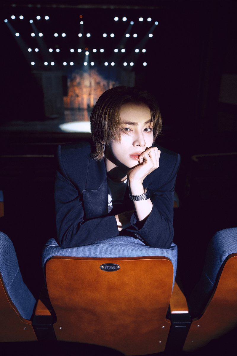 WayV_official's tweet photo. XIAOJUN 샤오쥔 'Hey, Somebody (English Ver.)' MV Image 

XIAOJUN The 1st Mini Album 【Hey, Somebody】 
➫ 2026.10.26 (CST/KST)

EVERYTHING, ALL AT ONCE, NEO
https://t.co/yjxVqIbWnc 

#XIAOJUN #肖俊 #샤오쥔 
#HeySomebody #XIAOJUN_HeySomebody
#NCT #WayV #威神V 
#NCT_10TH_ANNIVERSARY