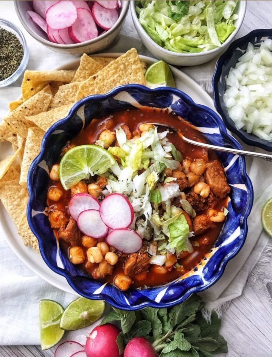 bangvik_'s tweet photo. como me voy a ofender si en méxico la carne asada no se compara en nada con los platillos que tenemos https://t.co/9LQtQ57saR
