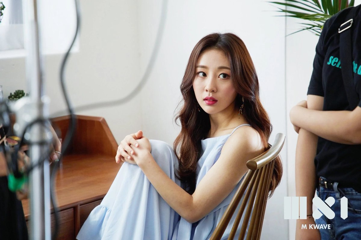 IdalsoArchive's tweet photo. 180824 MXI Magazine Yves + Behind The Scenes https://t.co/cm4ziQsngT
