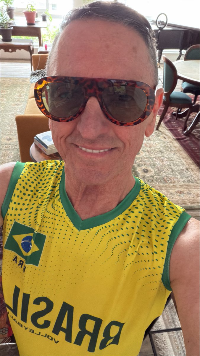 miklospaulo's tweet photo. Vam’bora pra Paulista!!!
💚💛💚💛1️⃣3️⃣♥️💐🇧🇷 https://t.co/XiVrHwARbx