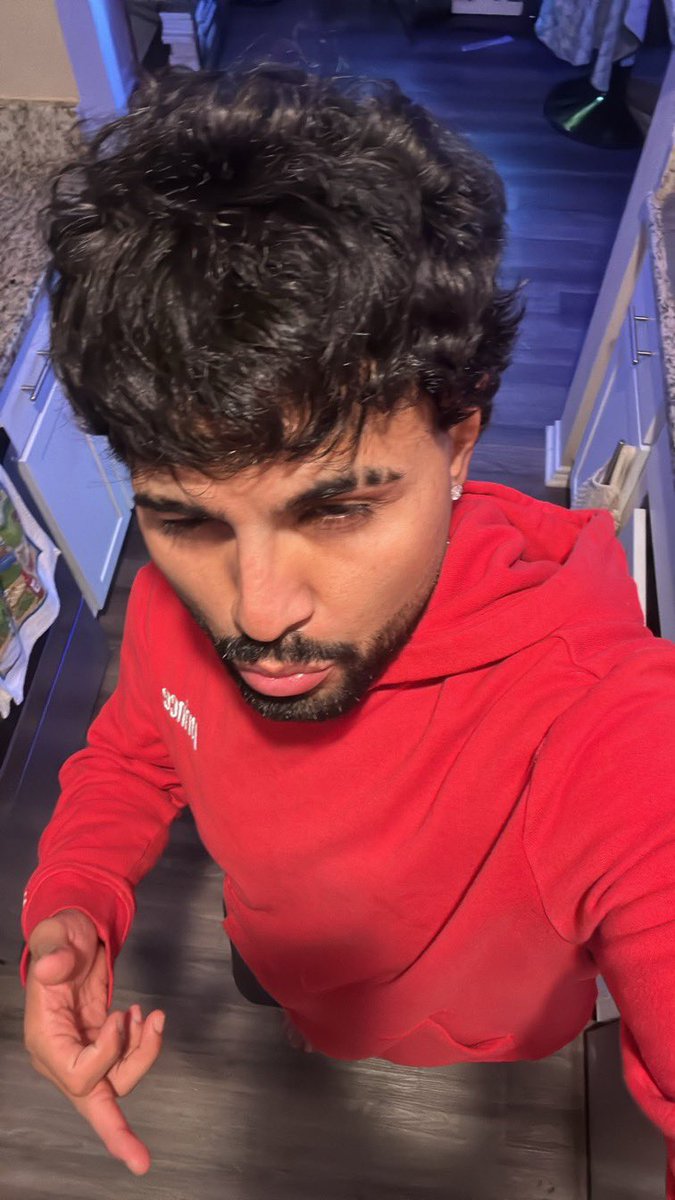 solarb0ys's tweet photo. lets start a dick pic thread👀 https://t.co/BBwnTk4Kyj