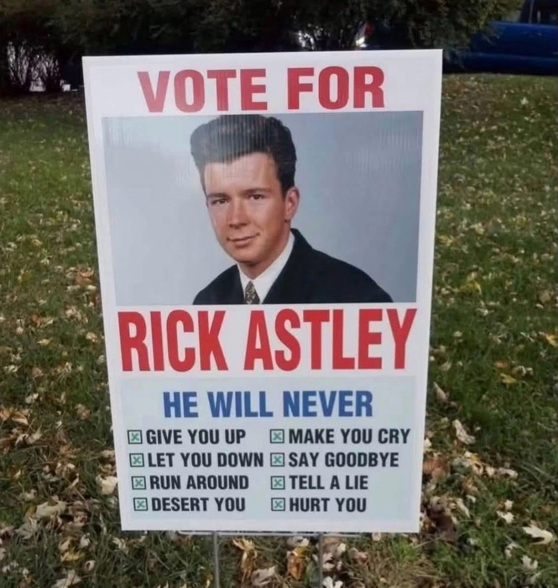 TedLogan1010's tweet photo. Finally, a candidate I can get behind!! https://t.co/fg8lBF4WwT