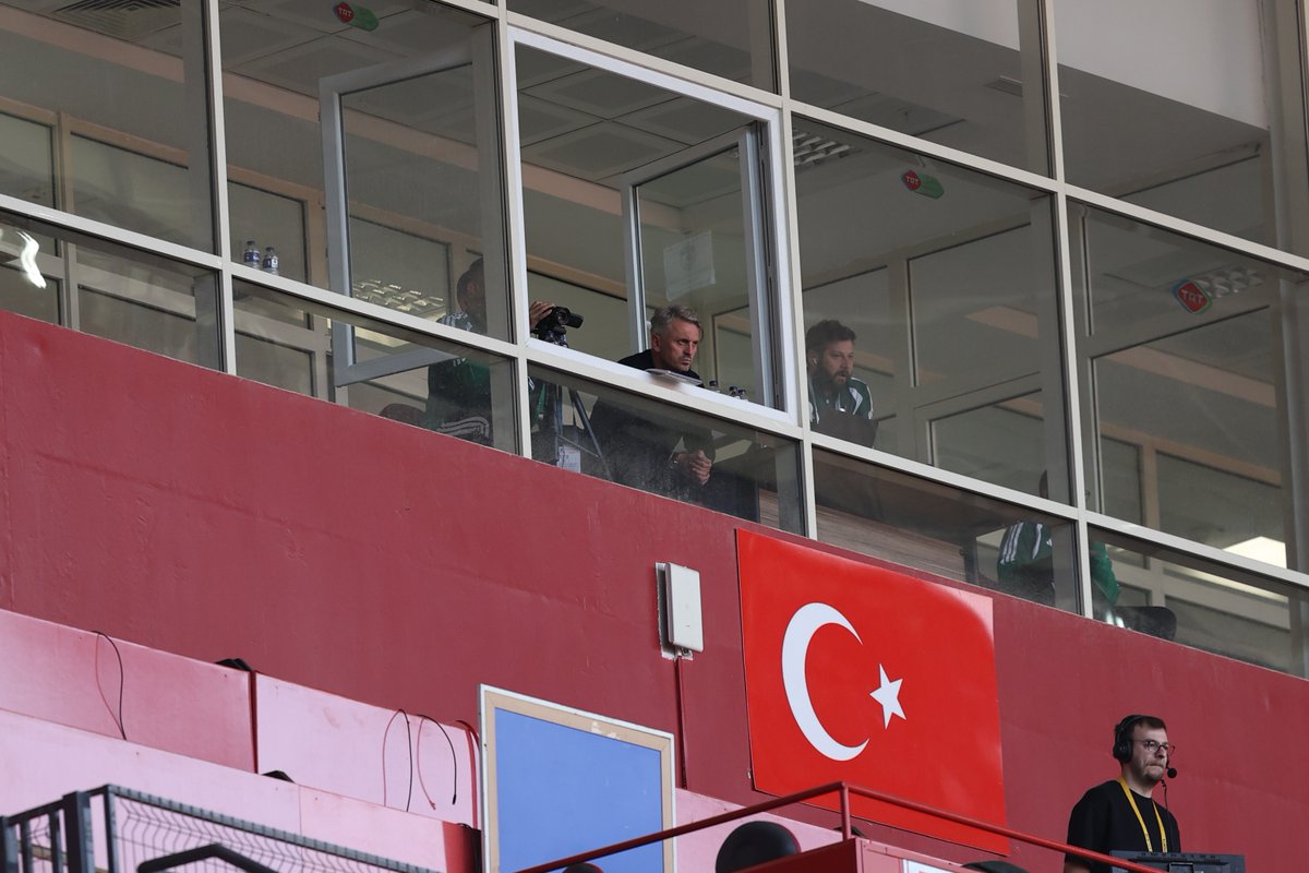 macdergi's tweet photo. Gaziantep FK, Süper Lig'deki son 4 maçında mağlubiyet aldı.

❌2-0 Kocaelispor
❌0-3 Çorum FK
❌2-1 Başakşehir
❌1-3 Erzurumspor https://t.co/9i7dKmIQDp