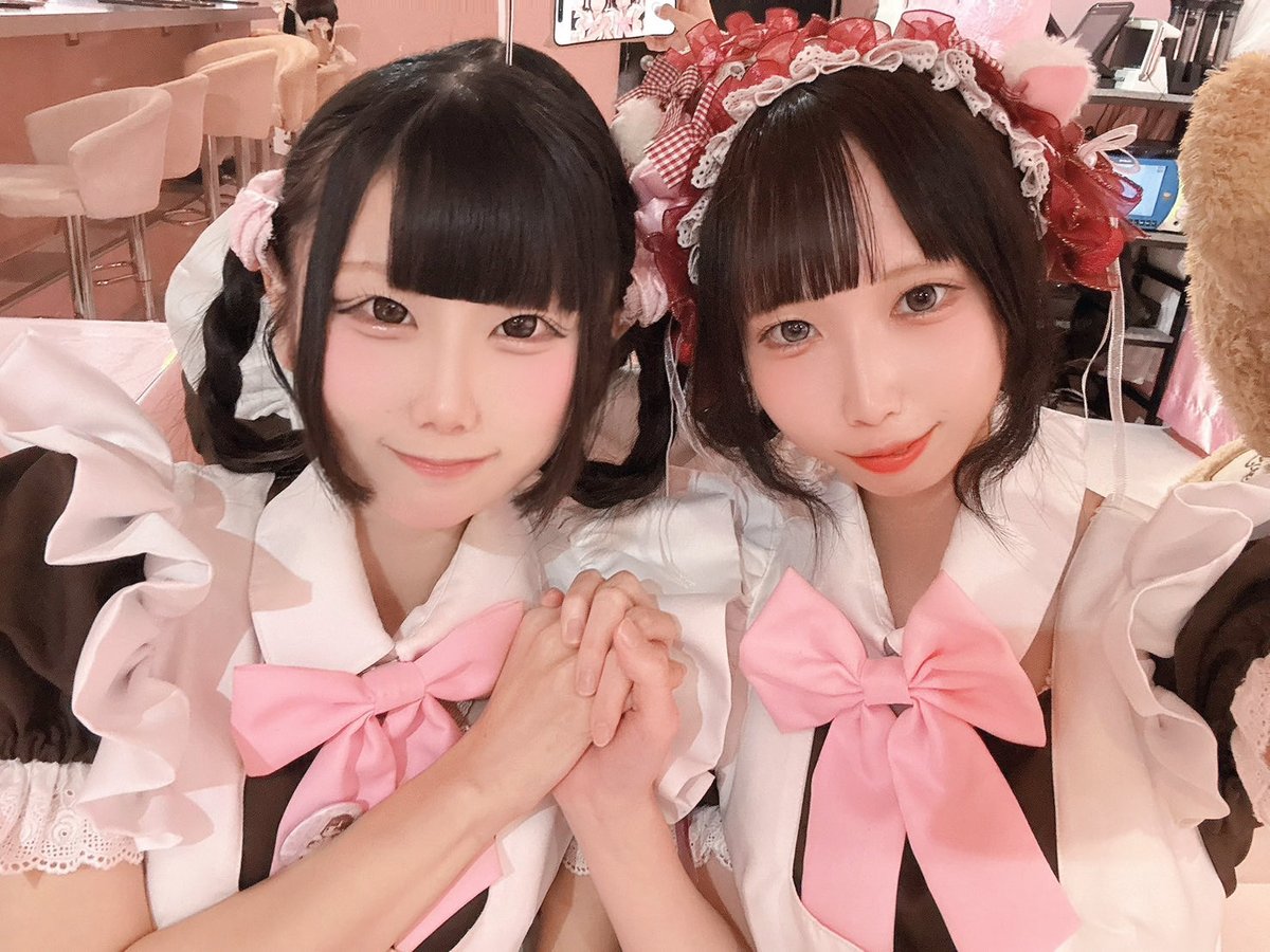 Marie_1102_'s tweet photo. おきゅおわしてます！
明日は、はにちゃんゆあちゃんバースデーイベントです！！🎂🎉
まりーは12時からいます！2人をたくさんお祝いしましょう🎶( ◜ω◝و(و🎶 https://t.co/PuZsX2eZyl