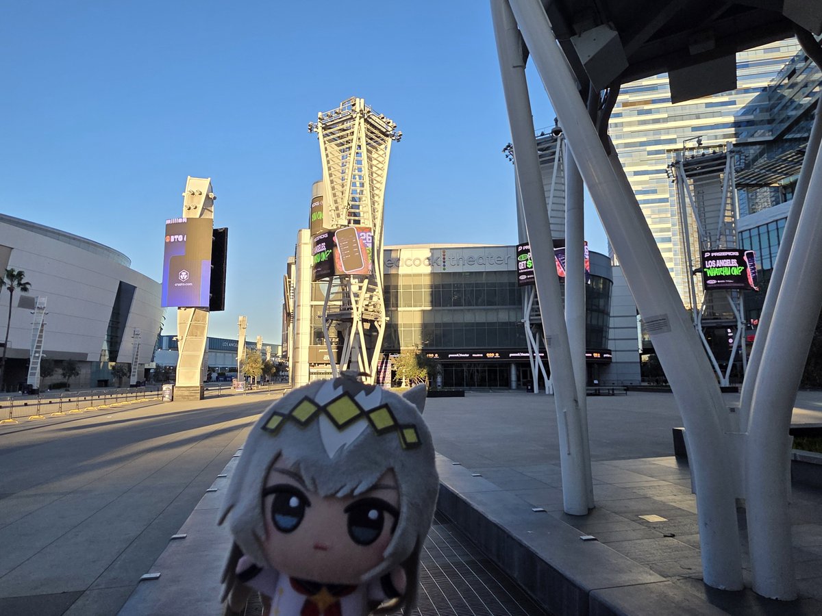 uma_mirineko's tweet photo. 自分「空港に行く前最後だね、オグリ」
オグリ「またここに来られるといいな😢」

#ウマ娘ぬい活部 #ウマ娘
#トレセン学園ぬいぬい部
#ウマ娘7thライブロサンゼルス遠征のウマ娘7thライブ抜き https://t.co/OLA8Rp1RbC