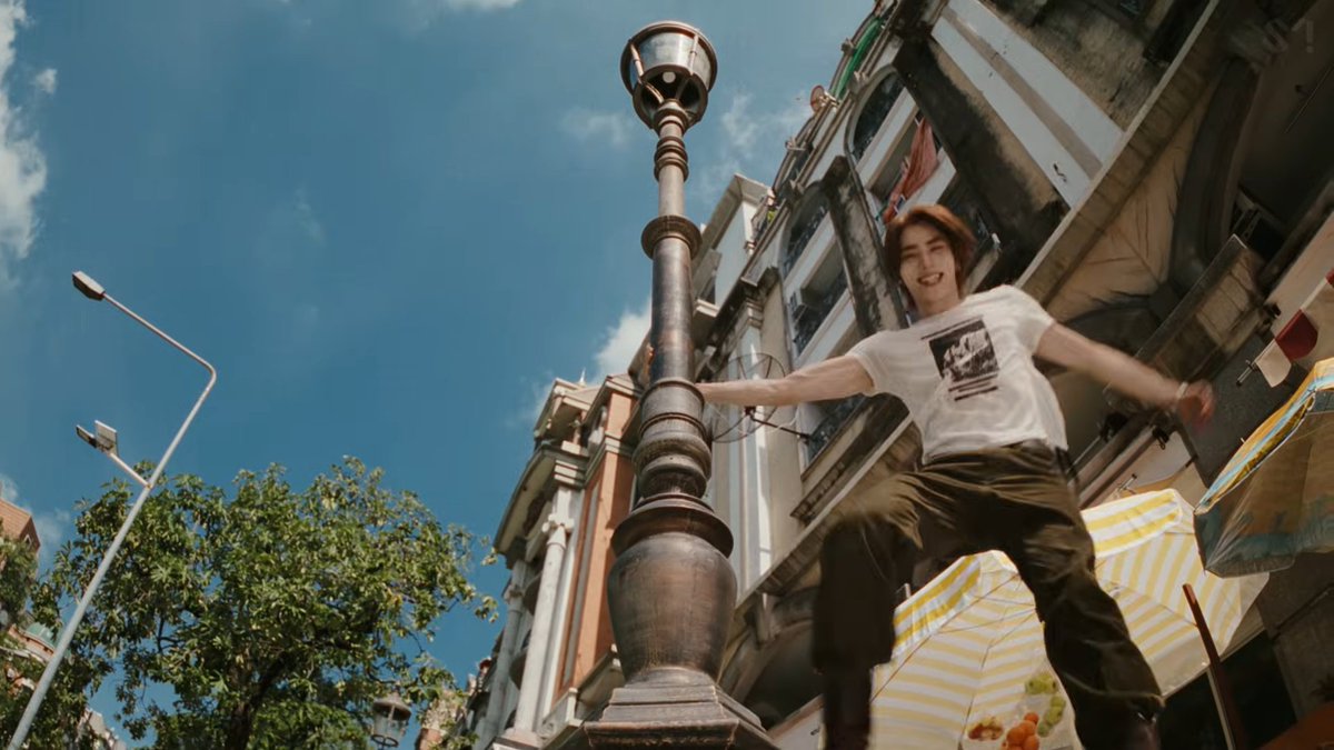 gogumarush's tweet photo. #XIAOJUN_HeySomebody WAS FILMED IN BANGKOK😭😭😭😭😭😭😭😭😭😭😭 MY HEARTTTTTTTTTT

poppop and Supernova were filmed in this particular location too https://t.co/OaxCGvGw7j